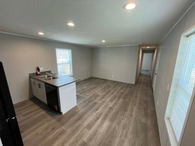 Photo 4 of 9 of home located at 2326 W. Dundee Dr. Findlay, OH 45840