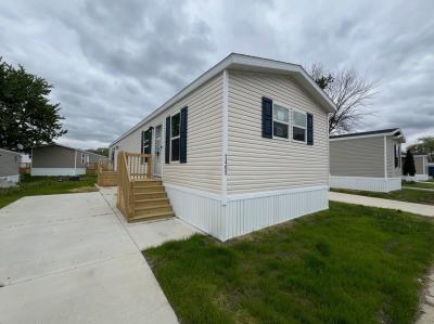 Mobile Home at 2405 W. Skye View Dr. Findlay, OH 45840