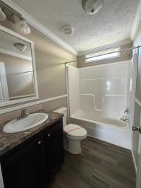 2018 Clayton Homes Inc Yes Mobile Home