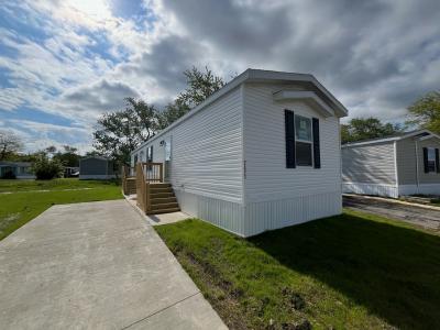 Mobile Home at 2421 E. Dundee Dr. Findlay, OH 45840