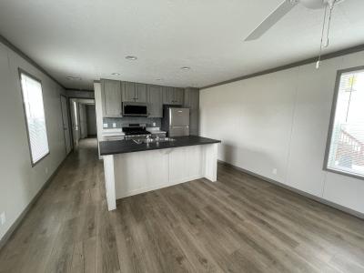 Mobile Home at 4730 Dunhill Ct Sterling Heights, MI 48310