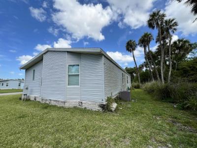 Photo 5 of 18 of home located at 3408 Lauren Court Ellenton, FL 34222