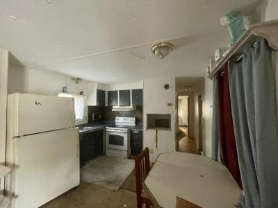 Photo 4 of 20 of home located at 13127 Grape Avenue Grand Island, FL 32735