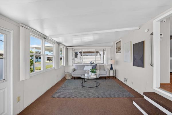 1972 Town  Home