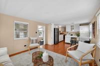 1972 Town  Home