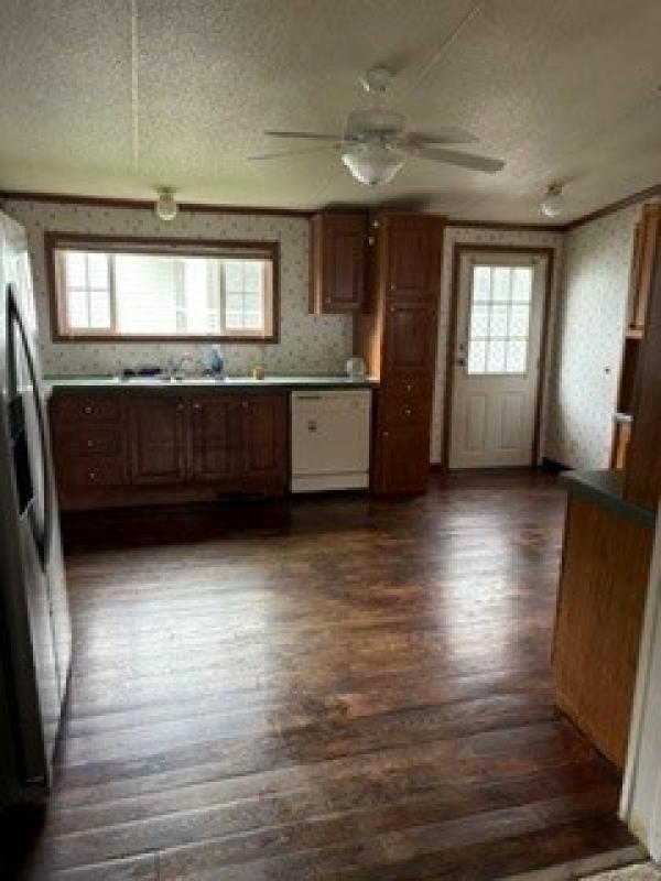 Photo 1 of 2 of home located at 16817 Alcott Road Hagerstown, MD 21740