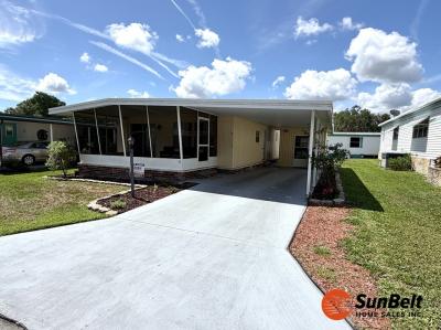 Photo 2 of 25 of home located at 34 King Boulevard Leesburg, FL 34748
