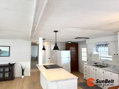 Photo 5 of 25 of home located at 34 King Boulevard Leesburg, FL 34748