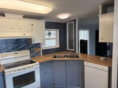 Photo 3 of 23 of home located at 944 Reynolds Road Lot 360 Lakeland, FL 33803