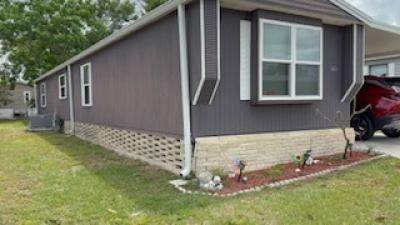 Photo 4 of 25 of home located at 944 Reynolds Road  Lot 360 Lakeland, FL 33803