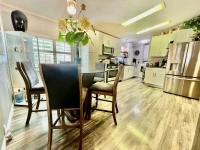 1990 Champion Woodridge Manufactured Home