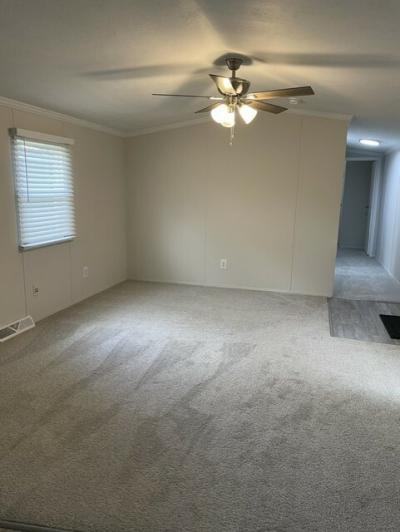 Photo 2 of 12 of home located at 27572 Moulon Rouge Dr #617 Romulus, MI 48174