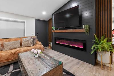 Photo 5 of 36 of home located at 137 Sumac Lane Fountain Valley, CA 92707
