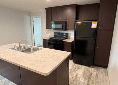 Mobile Home at 3102 N 15th St Lot 110 Fort Dodge, IA 50501