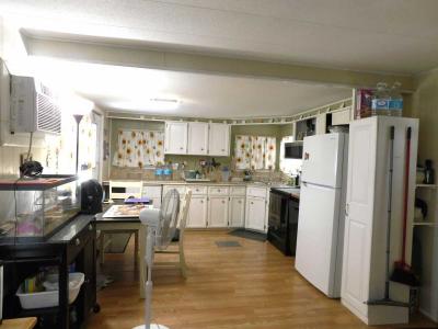 Photo 2 of 20 of home located at 6506 Waikiki Drive, Lot 263 Bradenton, FL 34207