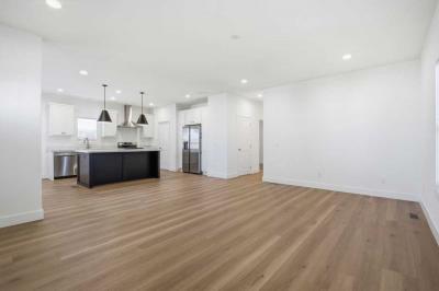 Photo 2 of 13 of home located at 29428 Middleborough Way Hayward, CA 94544