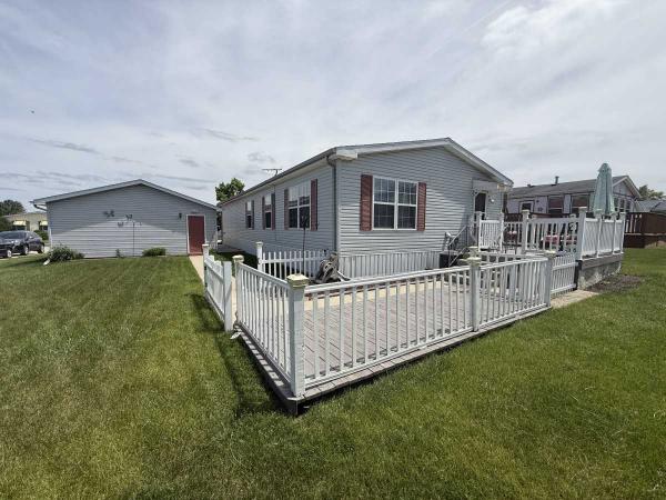 1995 ROCHESTER Mobile Home For Sale