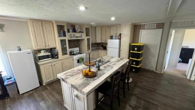 Mobile Home at 8900 Sassafras Lot 252 Kalamazoo, MI 49009