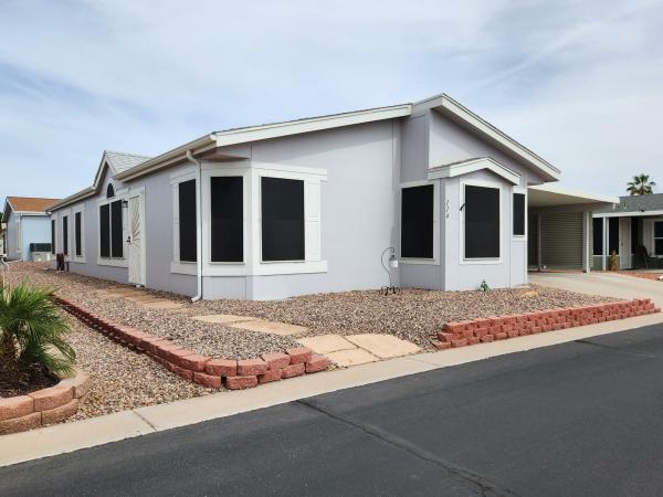 2005  Mobile Home For Sale