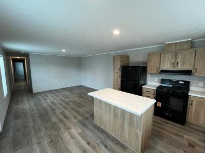 Photo 4 of 10 of home located at 2330 W. Skye View Dr. Findlay, OH 45840
