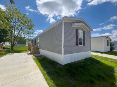 Mobile Home at 2419 W. Dundee Dr. Findlay, OH 45840