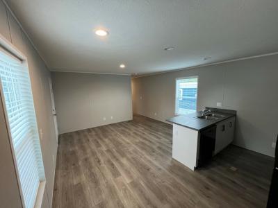 Photo 4 of 10 of home located at 2321 W. Skye View Dr. Findlay, OH 45840