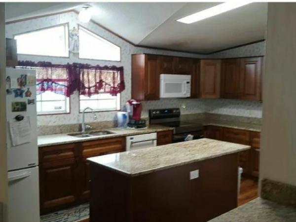 1996 OAKH Manufactured Home