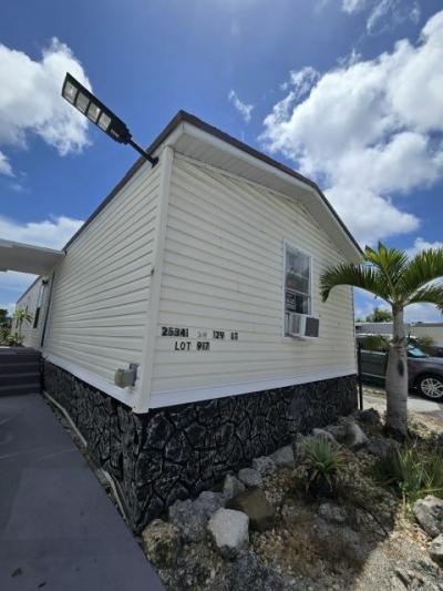 Photo 2 of 10 of home located at 25341 SW 129th Court Homestead, FL 33032