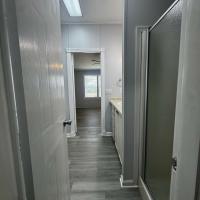 2004 Homes of Merit 49046 Mobile Home