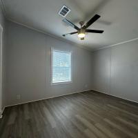 2004 Homes of Merit 49046 Mobile Home
