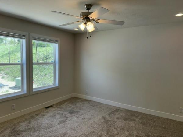 2025 Clayton 81RDH28523B Mobile Home