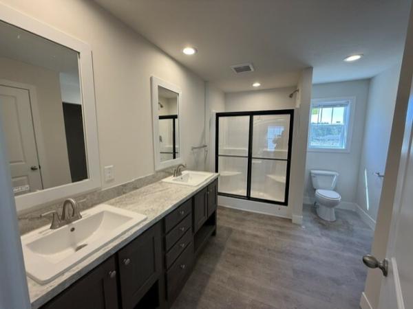 2025 Clayton 81RDH28523B Mobile Home