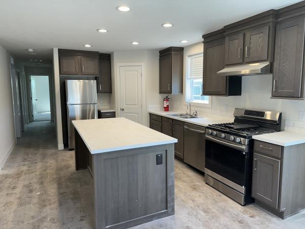 2025 Clayton 81RDH28523D Mobile Home
