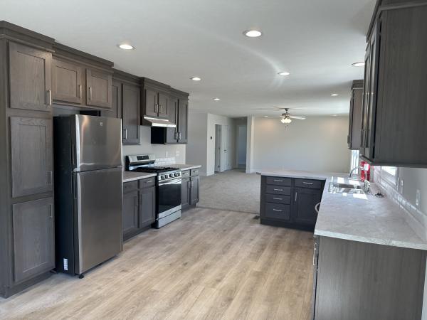 2025 Clayton 81RDH28563A Mobile Home
