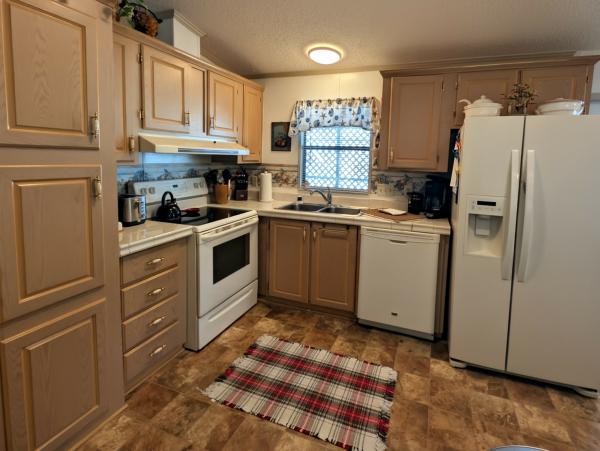 1989 SKYL 23630354A/BY Mobile Home