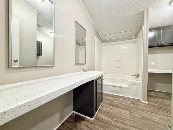 1998 Fleetwood Eagle Trace Mobile Home