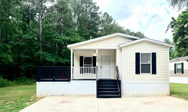 2022 Champion Grand Slam Mobile Home