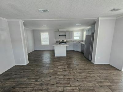 Photo 4 of 16 of home located at 6539 Townsend Rd, #53 Jacksonville, FL 32244