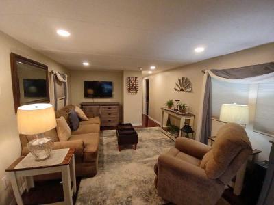 Photo 4 of 8 of home located at 2727 Us Hwy 441 S, Lot 35 Okeechobee, FL 34974