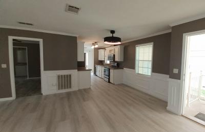 Photo 4 of 13 of home located at 6543 NW 34th Ave Coconut Creek, FL 33073