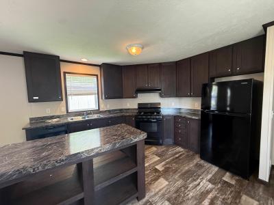 Mobile Home at 400 Rustic Lane North Belleville, MI 48111