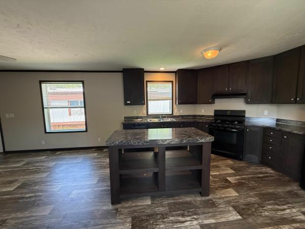 2021 Clayton Homes Inc Pulse Mobile Home