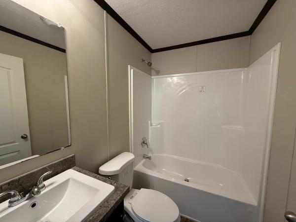 2021 Clayton Homes Inc Pulse Mobile Home