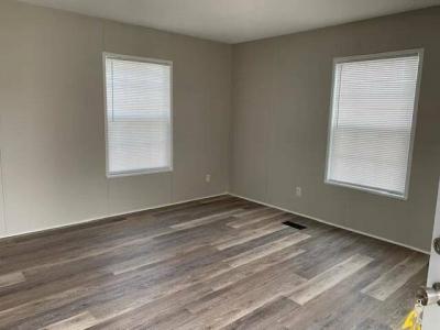 Mobile Home at 16 Kris Dr Bloomington, IL 61704