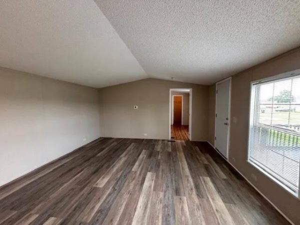 2015  Mobile Home For Sale