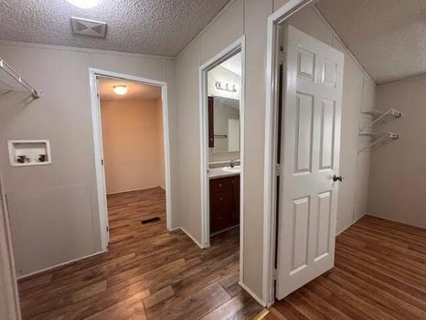 2015 BP167232B  Home