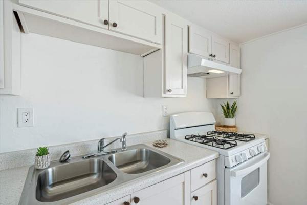 1972 N\A Manufactured Home