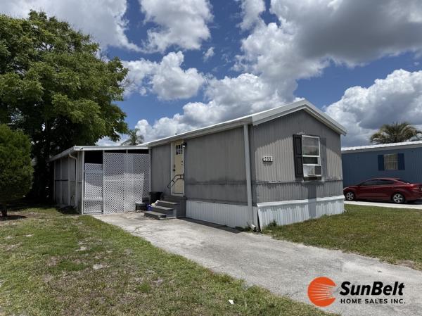 Photo 1 of 2 of home located at 233 Coachman Court Sanford, FL 32773