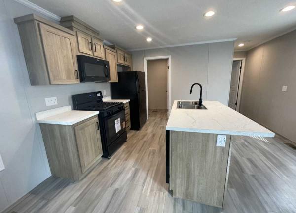 2025  Mobile Home For Sale