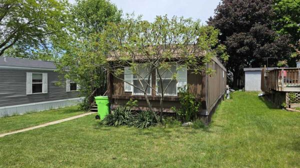 1975 Boanza Mobile Home For Sale
